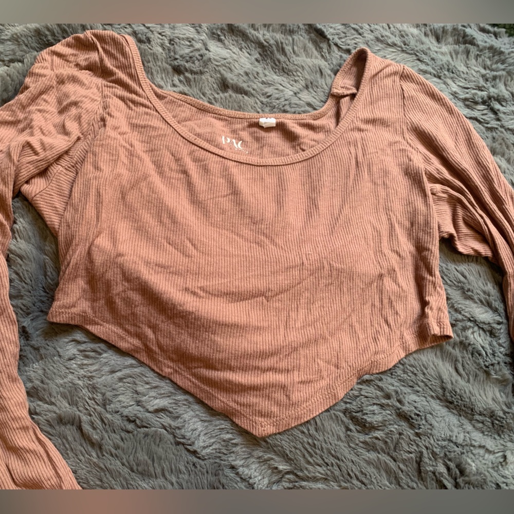 PacSun Long Sleeve Crop Top